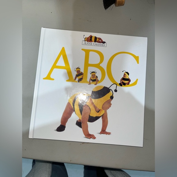 ABC BOOK - Picture 2 of 6